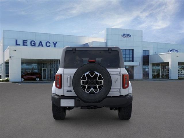 Photo of 2025 Oxford White Ford Bronco