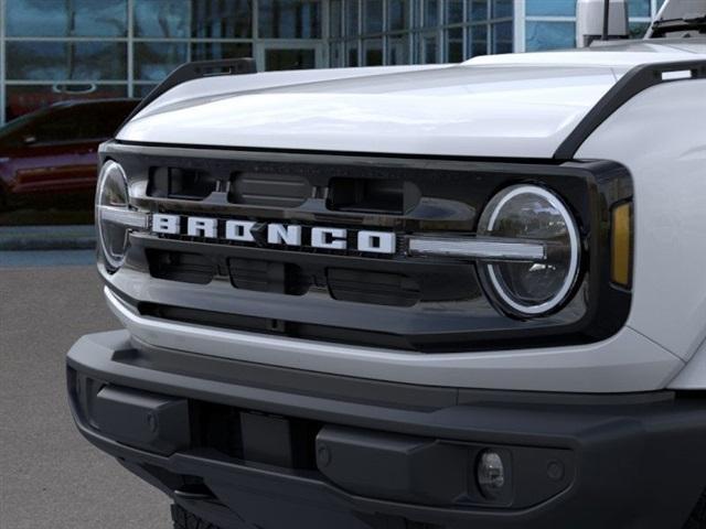 Photo of 2025 Oxford White Ford Bronco