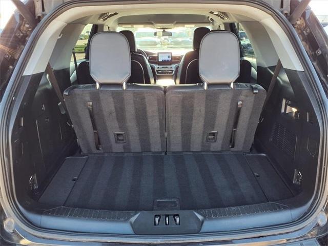 Photo of 2022 Agate Black Metallic Ford Explorer