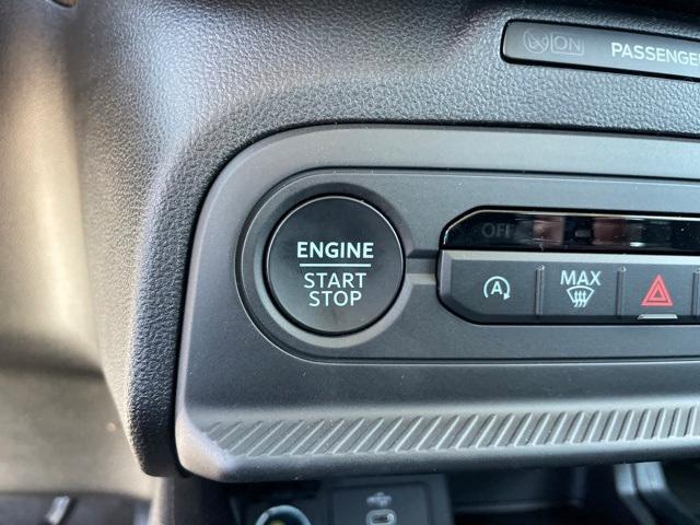 Photo of 2025 Oxford White Ford Bronco Sport