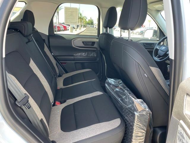 Photo of 2025 Oxford White Ford Bronco Sport