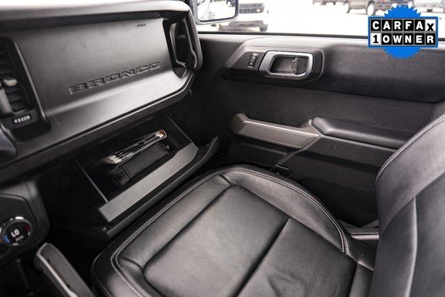Photo of 2021 Green Ford Bronco