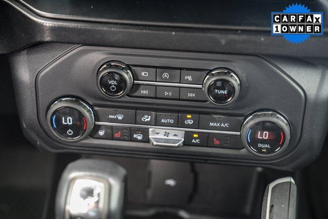 Photo of 2021 Green Ford Bronco