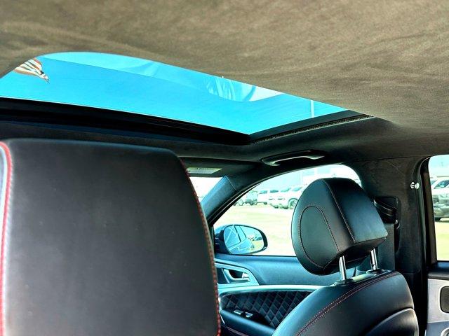 Photo of 2020 Vik Black Genesis G70