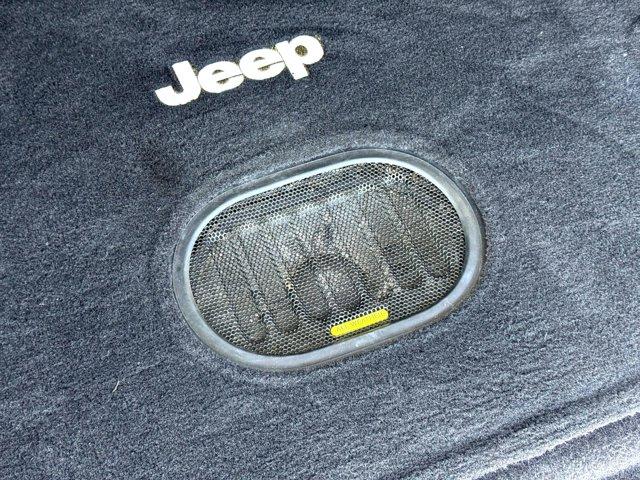 Photo of 2017 Bright White Clearcoat Jeep Wrangler Unlimited