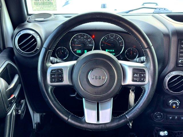 Photo of 2017 Bright White Clearcoat Jeep Wrangler Unlimited