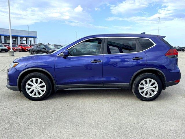 Photo of 2018 Caspian Blue Nissan Rogue