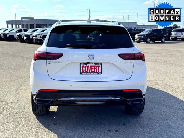 Photo of 2025 Summit White Buick Envision
