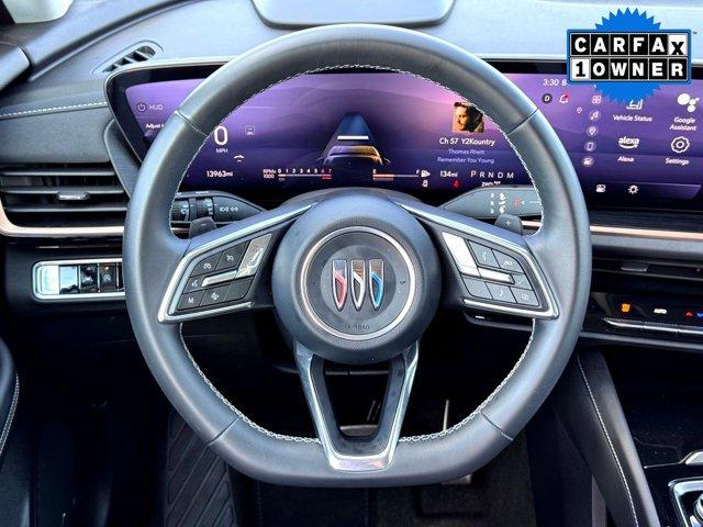Photo of 2025 Summit White Buick Envision