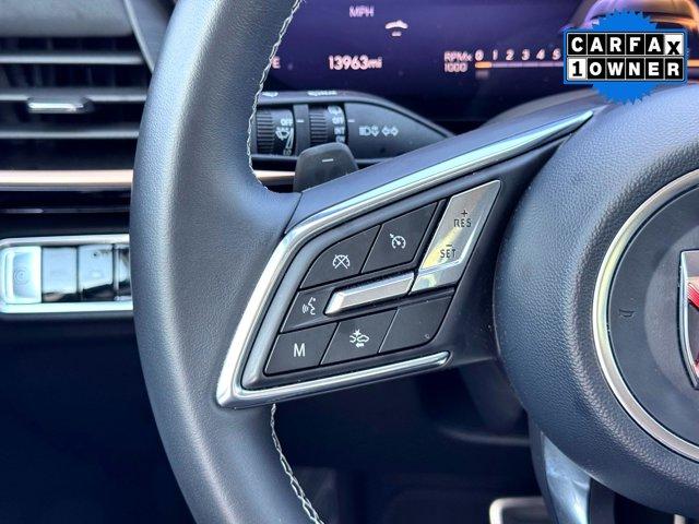 Photo of 2025 Summit White Buick Envision