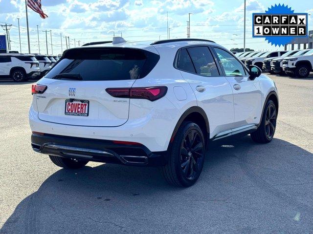 Photo of 2025 Summit White Buick Envision
