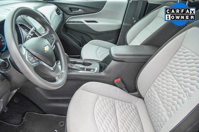 Photo of 2021 Silver Ice Metallic Chevrolet Equinox