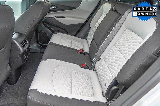 Photo of 2021 Silver Ice Metallic Chevrolet Equinox