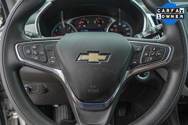 Photo of 2021 Silver Ice Metallic Chevrolet Equinox