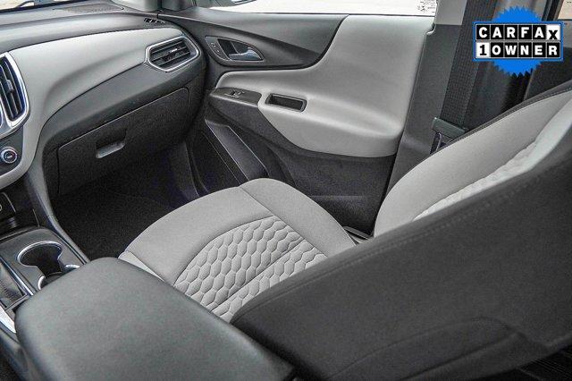Photo of 2021 Silver Ice Metallic Chevrolet Equinox