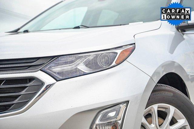 Photo of 2021 Silver Ice Metallic Chevrolet Equinox