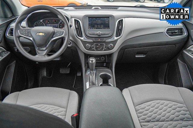 Photo of 2021 Silver Ice Metallic Chevrolet Equinox