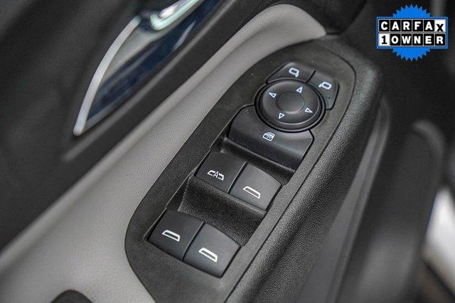 Photo of 2021 Silver Ice Metallic Chevrolet Equinox