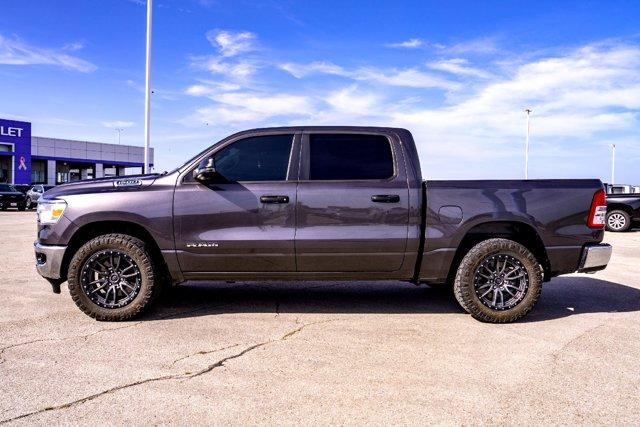 Photo of 2024 Granite Crystal Metallic Clearcoat RAM 1500