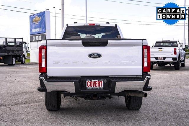 Photo of 2023 White Ford F-250