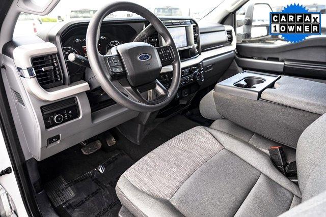 Photo of 2023 White Ford F-250