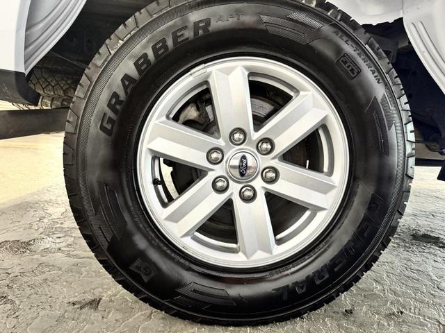 Photo of 2022 Oxford White Ford F-150