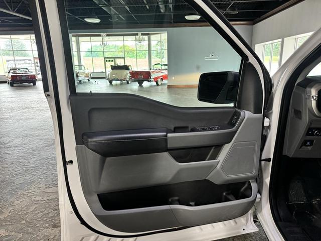 Photo of 2022 Oxford White Ford F-150