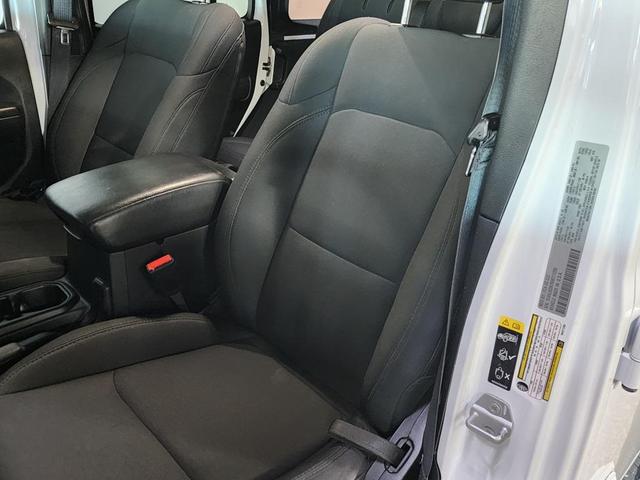 Photo of 2022 Bright White Clearcoat Jeep Wrangler Unlimited