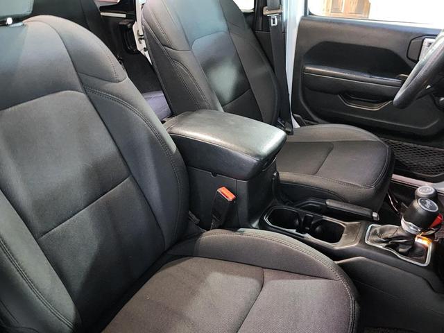 Photo of 2022 Bright White Clearcoat Jeep Wrangler Unlimited