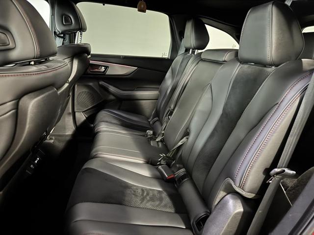 Photo of 2022 Performance Red Pearl Acura MDX