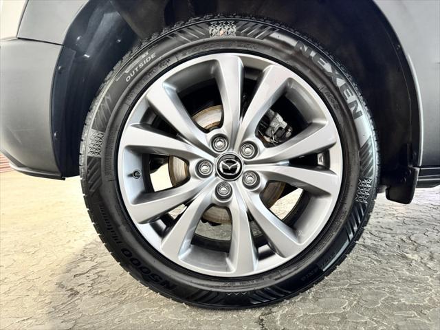 Photo of 2022 Platinum Quartz Metallic Mazda CX-30