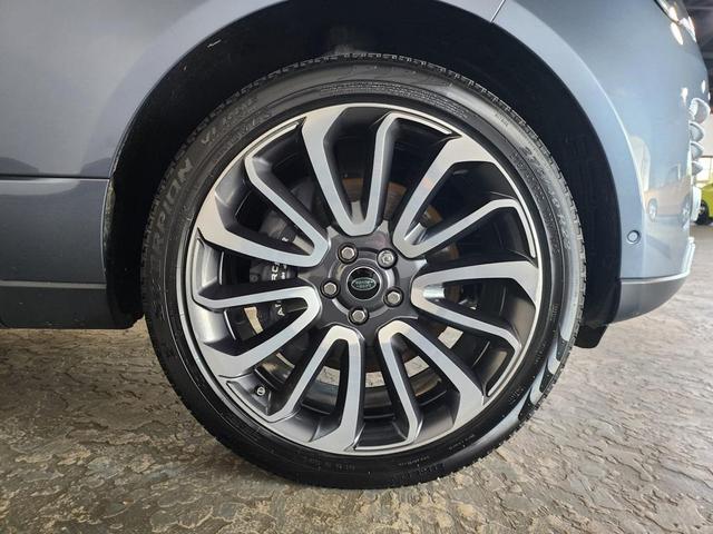 Photo of 2022 Blue Land Rover Range Rover