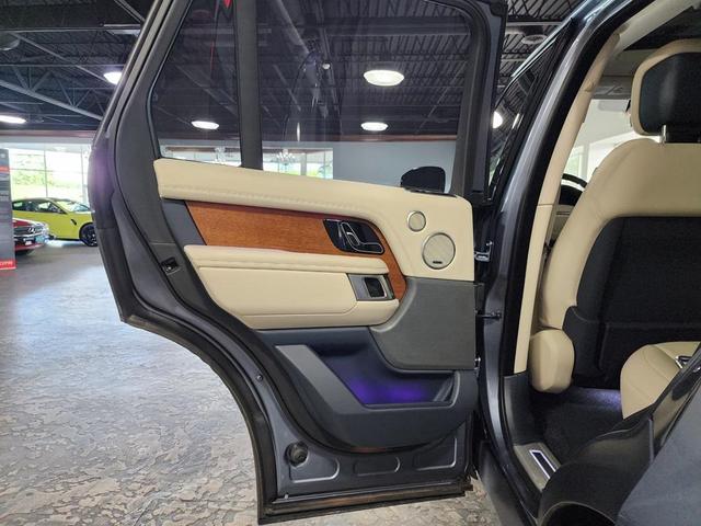 Photo of 2022 Blue Land Rover Range Rover