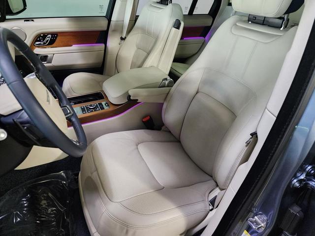 Photo of 2022 Blue Land Rover Range Rover
