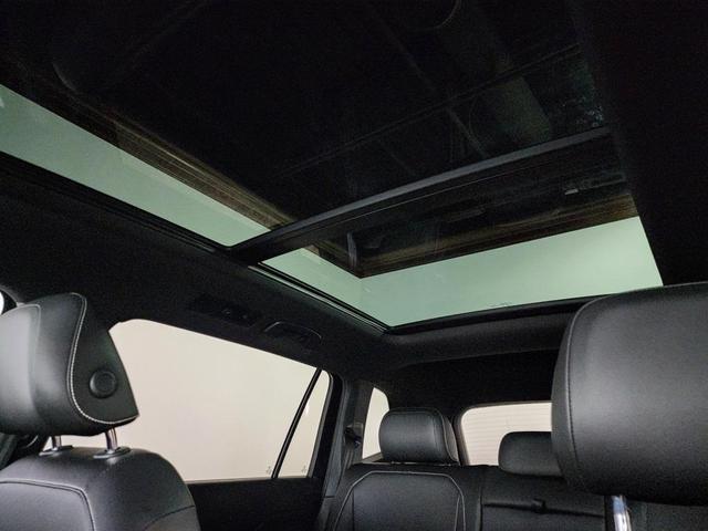 Photo of 2022 Deep Black Volkswagen Tiguan