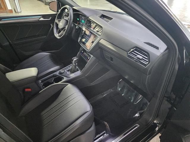 Photo of 2022 Deep Black Volkswagen Tiguan