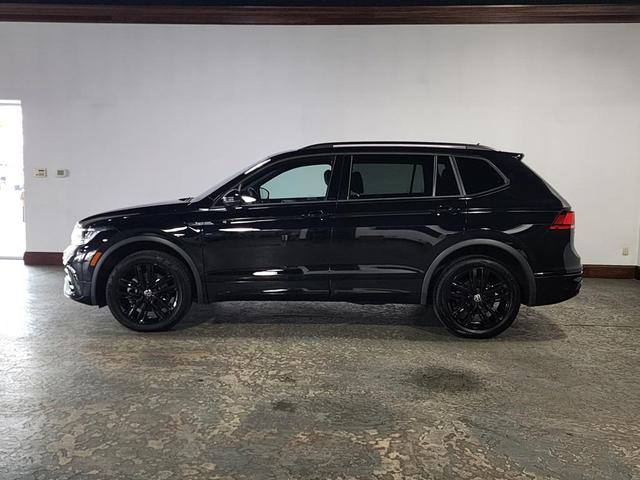 Photo of 2022 Deep Black Volkswagen Tiguan