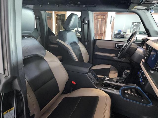 Photo of 2023 Shadow Black Ford Bronco