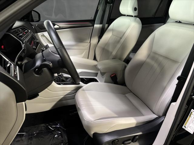 Photo of 2024 Deep Black Volkswagen Tiguan