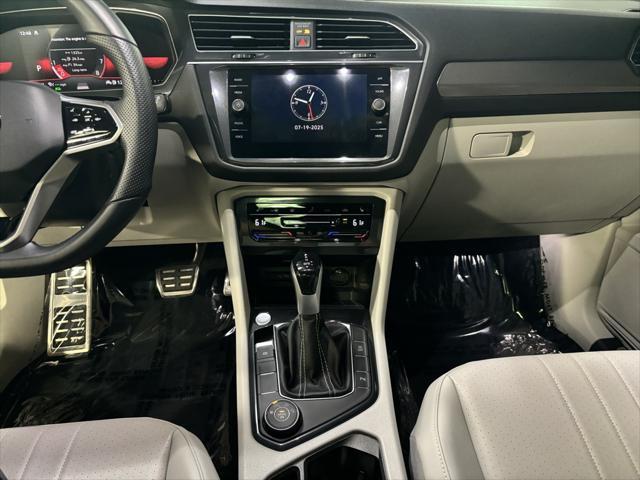 Photo of 2024 Deep Black Volkswagen Tiguan