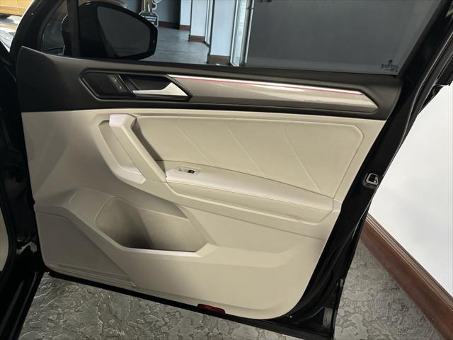 Photo of 2024 Deep Black Volkswagen Tiguan