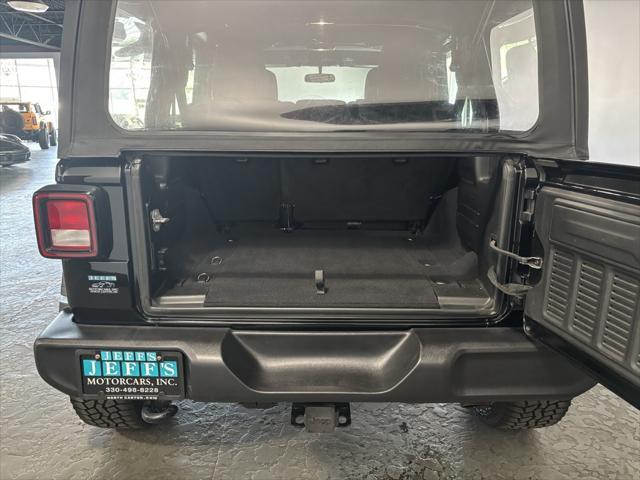 Photo of 2018 Black Clearcoat Jeep Wrangler Unlimited
