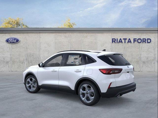 Photo of 2025 Space Silver Metallic Ford Escape