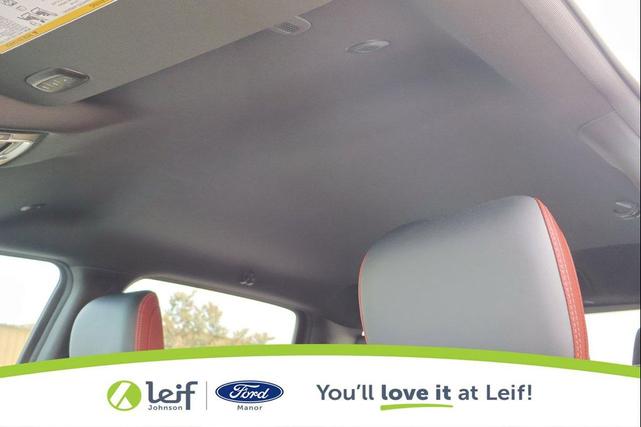 Photo of 2025 Bright White Clearcoat RAM 1500