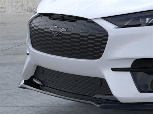 Photo of 2025 Star White Metallic Tri-Coat Ford Mustang Mach-E