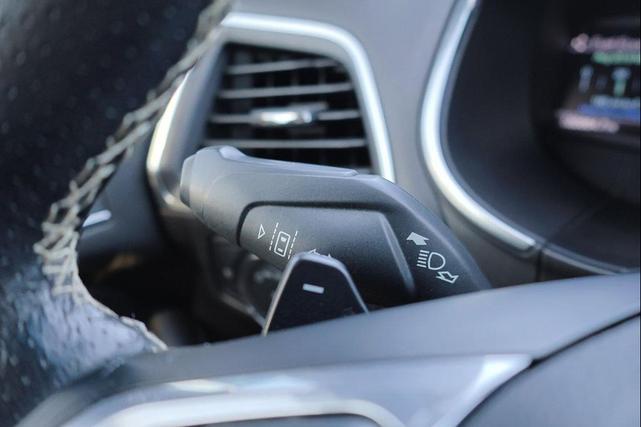 Photo of 2020 Blue Ford Edge