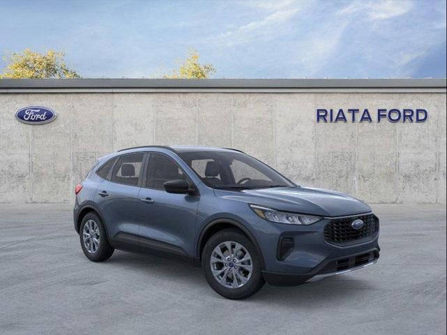 Photo of 2025 Vapor Blue Metallic Ford Escape