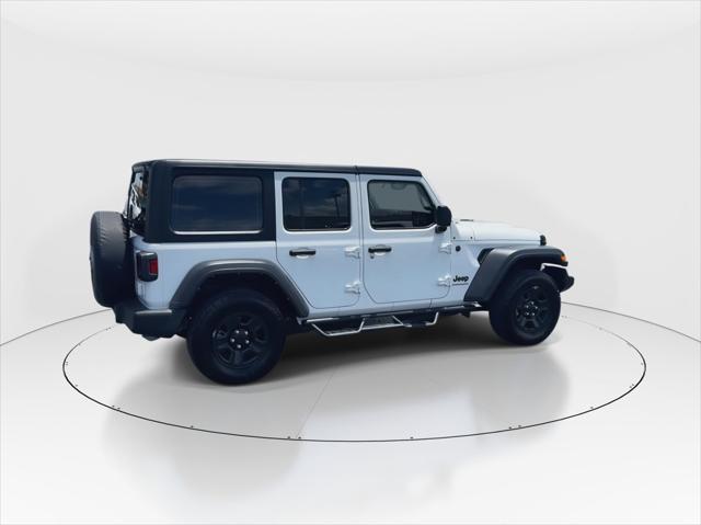 Photo of 2024 Bright White Clearcoat Jeep Wrangler