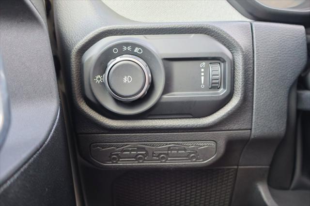 Photo of 2024 Bright White Clearcoat Jeep Wrangler