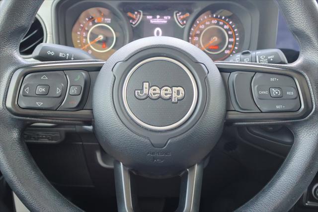 Photo of 2024 Bright White Clearcoat Jeep Wrangler